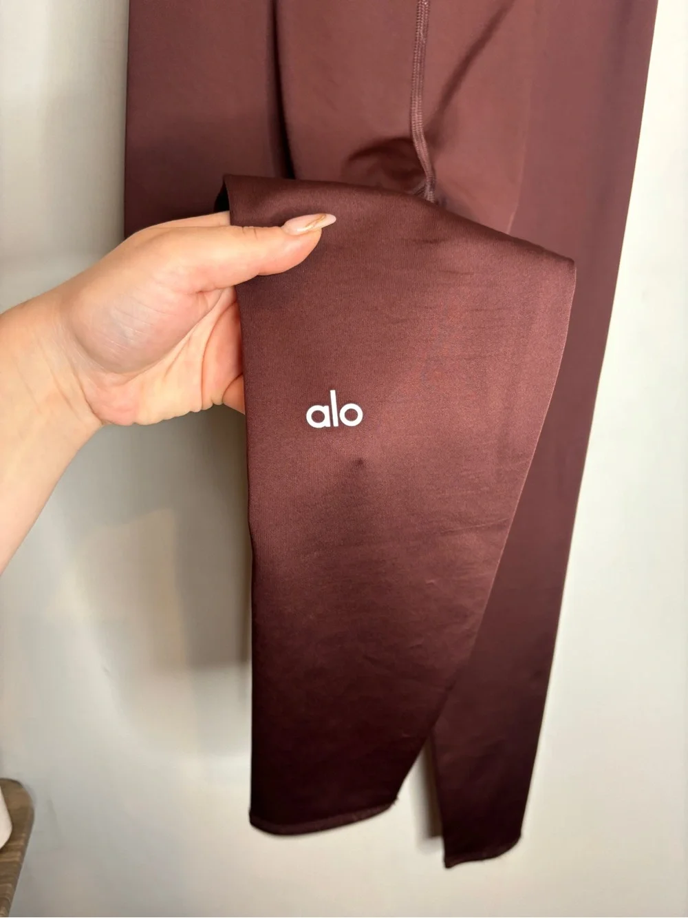 Alo Yoga High-Waist Airlift Leggings Size S Brownstone